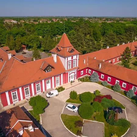Kastel Hotel *